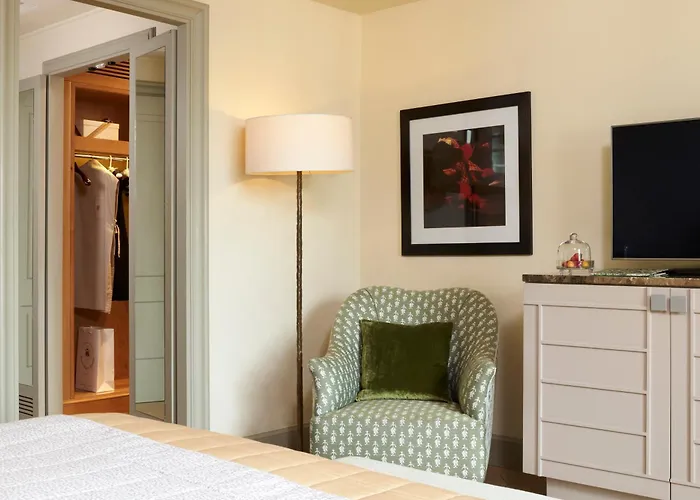 Rocco Forte Hotel Savoy